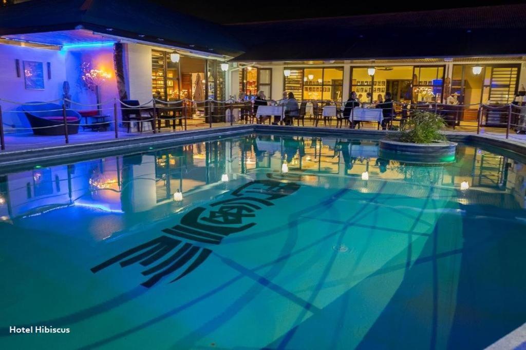 Hotel Hibiscus Koné Exteriör bild