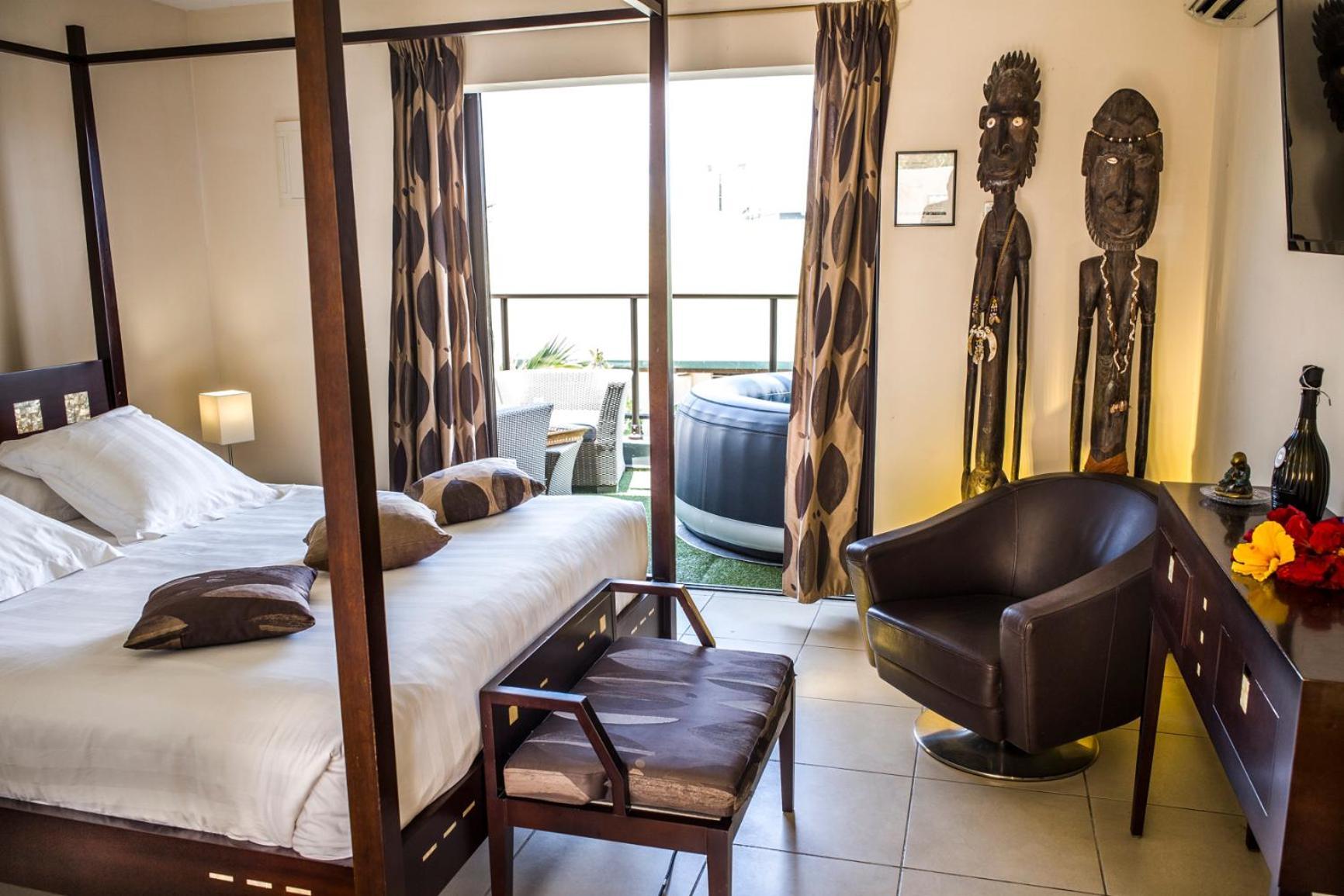 Hotel Hibiscus Koné Exteriör bild